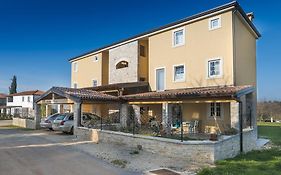 Apartments&Rooms Buoni Amici