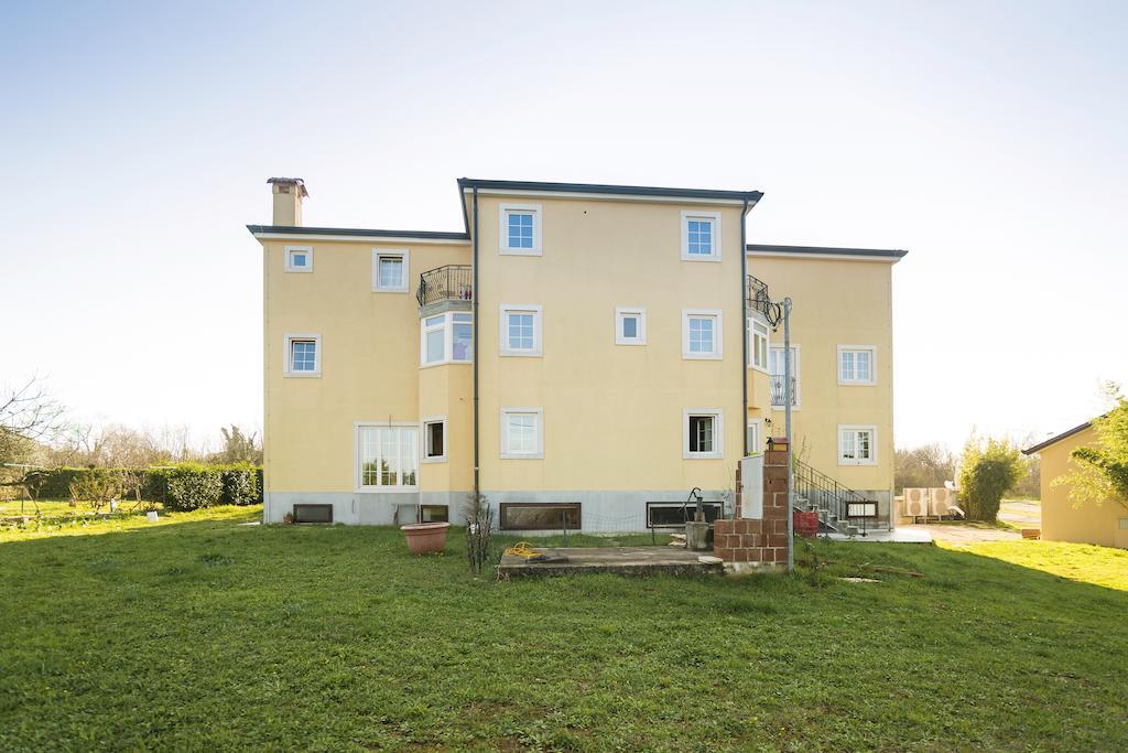 Apartments&Rooms Buoni Amici Murine Esterno foto